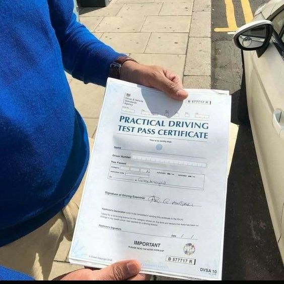 Acheter un certificat de réussite à l'examen de conduite