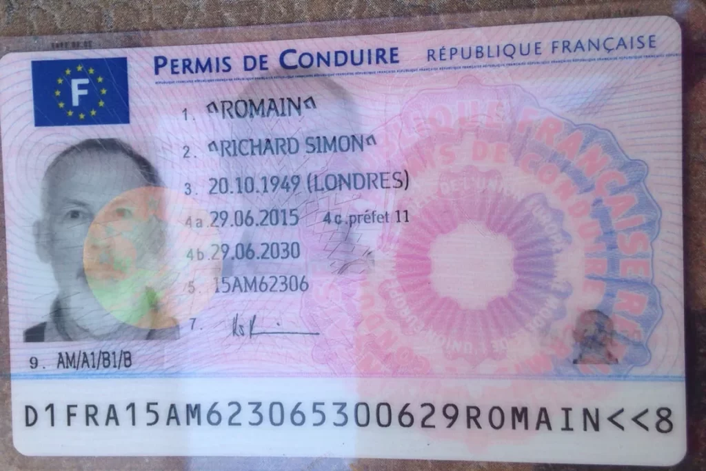 Renouvellement du permis de conduire Français
